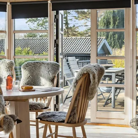 Holiday home Arlina - 750m From The Sea In Sealand By Interhome Farevejle