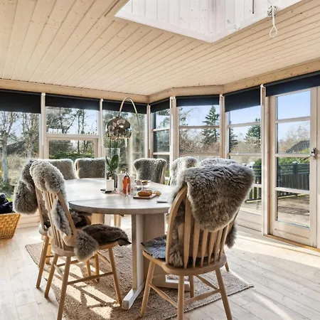 Arlina - 750m From The Sea In Sealand By Interhome *