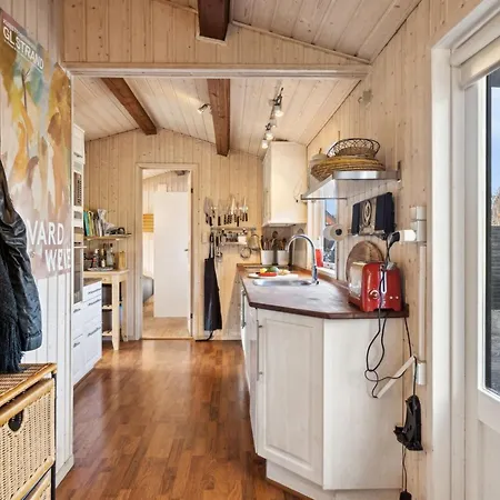 Arlina - 750m From The Sea By Interhome *